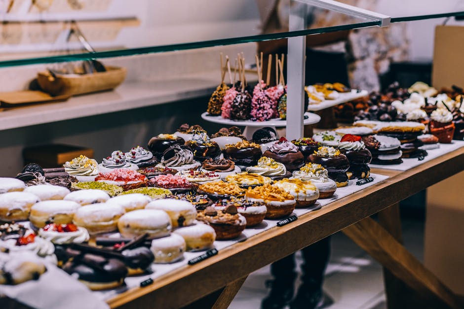 acrylic countertop displays baked goods. Retail countertop display